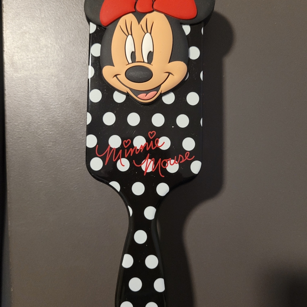 Minnie Mouse Paddle Hair Brush